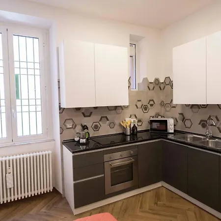 Merulana 209 - Colle Oppio Apartment Rome